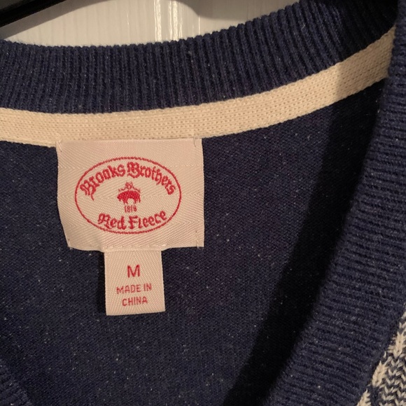 Brooks Brothers Red Fleece Sweater Vest - Picture 2 of 3